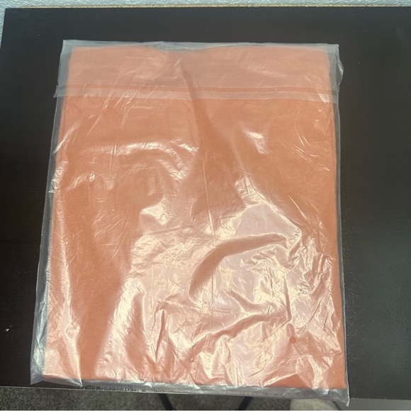 Dutch Bros NWT BRAND NEW IN BAG Pink Long Sleeve WOMEN’s MEDIUM+MEN’S LARGE+XL - Picture 10 of 12